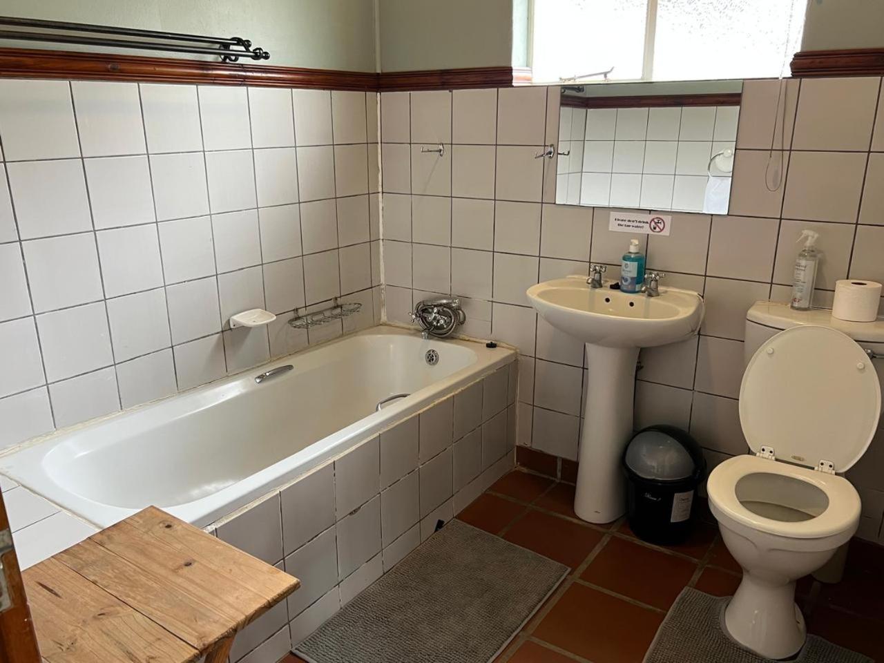 Barnyard Venue Hotel Ермело Екстериор снимка